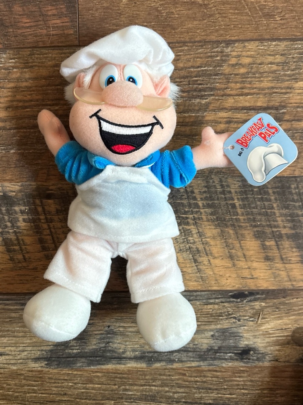 Vtg 1998 General Mills Cinnamon Toast Crunch baker plush w/ tag attached